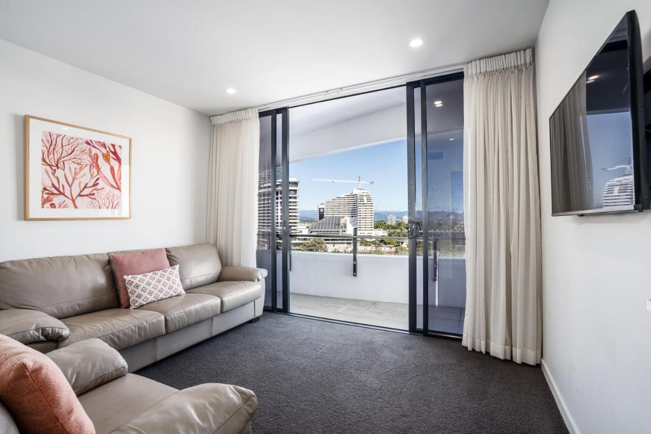 The Wave Resort Gold Coast Esterno foto